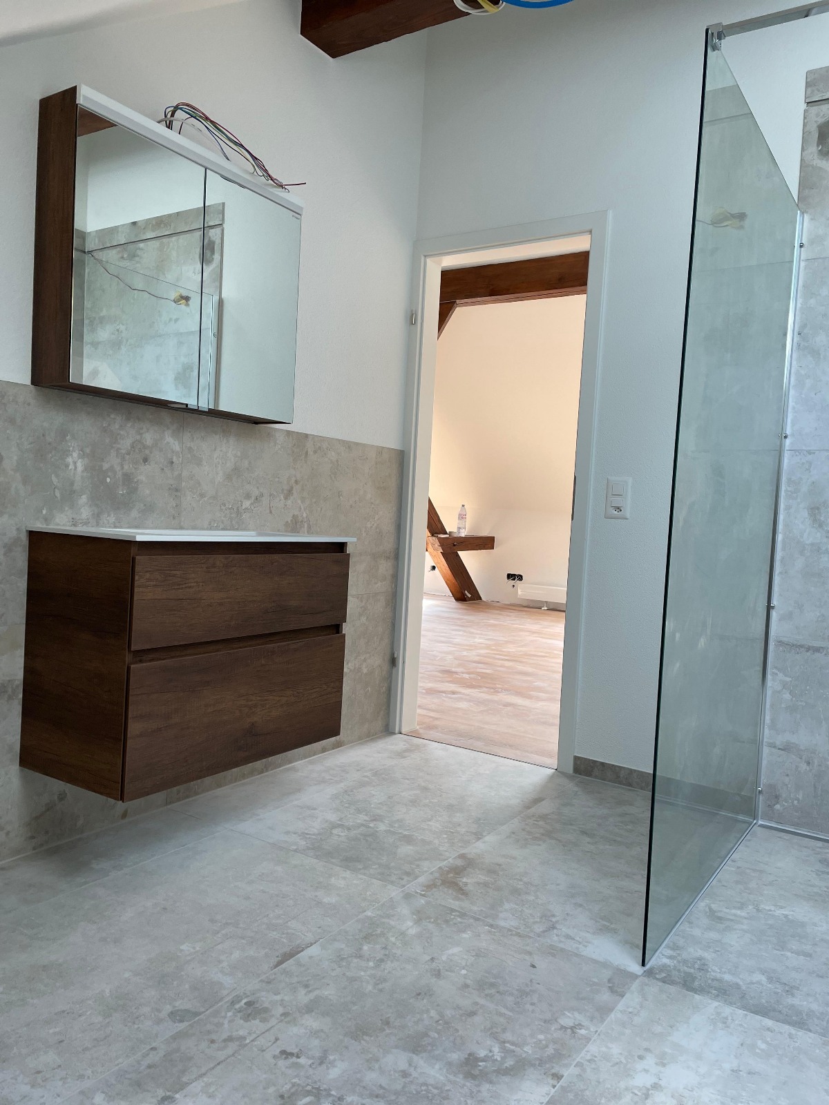 30e962c4e821401bb490cda421f948fe